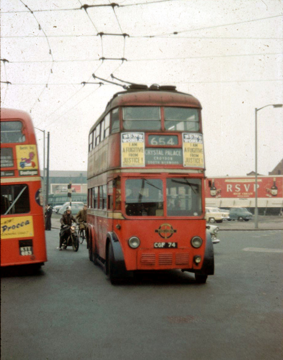 Turning into Northcote Road