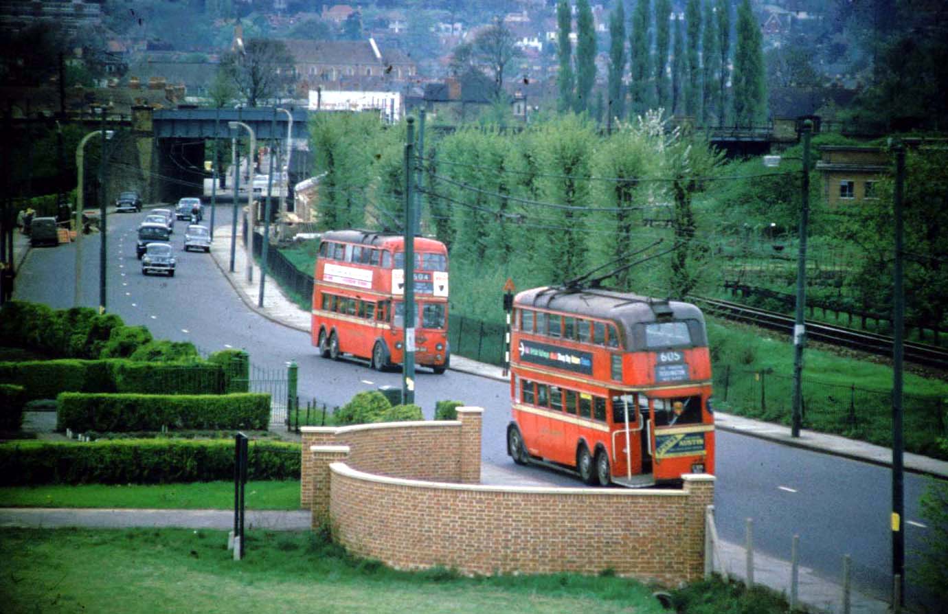 West Barnes Lane