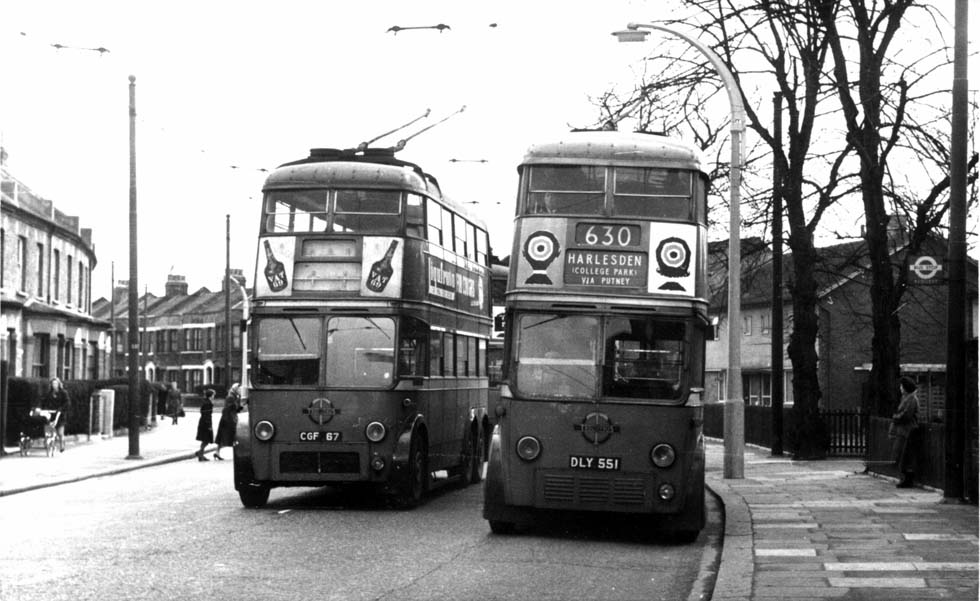  A trolleybus on its way to the scrap yard 