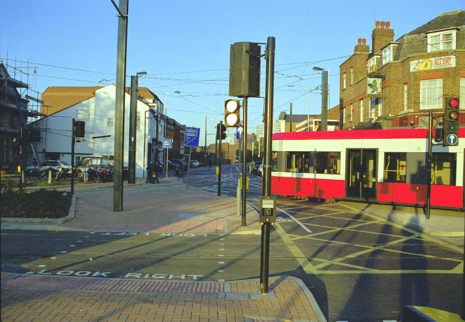 Bottom of Tamworth Road in November 1999